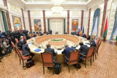 Клинцевич: выполнение Минских соглашений упирается в позицию Киева