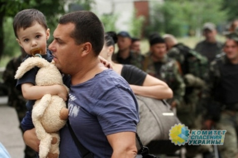 Вы здесь чужие! Украинское правительство ставит «палки в колеса» переселенцам из Донбасса