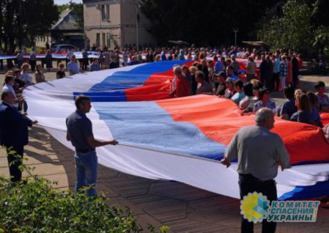 Донецк и Луганск обратились к РФ с просьбой о референдуме