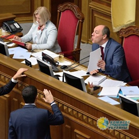 Украинские нардепы делают все для того, чтобы спровадить молодых специалистов из страны Украинские нардепы делают все для того, чтобы спровадить молодых специалистов из страны