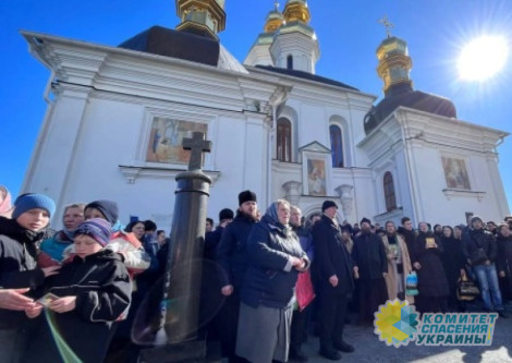 В удовлетворении заявления об обеспечении иска отказать