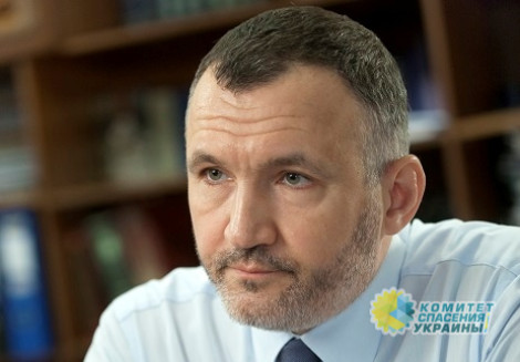 Ренат Кузьмин: Украина выбирает политику вместо экономики