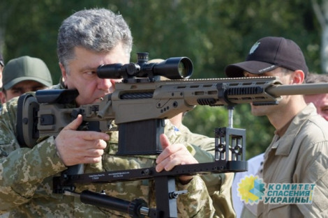 Азаров объяснил почему он против поставок оружия Киеву