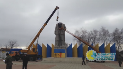 Некачественно декоммунизированные памятники убивают украинцев