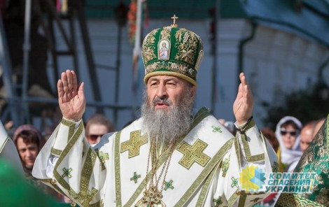 Николай Азаров поздравил предстоятеля Украинской православной церкви с днем рождения