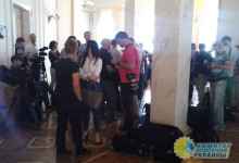 Свобода от Порошенко: в Верховной Раде хотят закрыть кулуары для журналистов