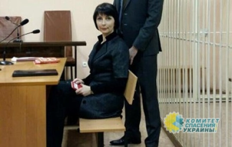 Прокуратура не закроет дело против экс-министра Лукаш