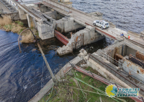 «Защищая» Киев, ВСУ подорвали дамбу на реке Ирпень
