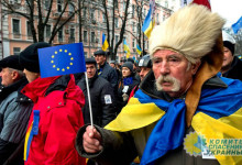 Азаров задал украинцам принципиальный вопрос в преддверии годовщины событий на «Майдане»