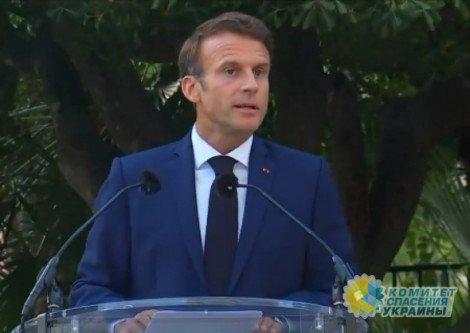 Во Франции считают, что Макрон загоняет французов в рабство