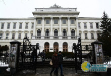 Николай Азаров: режим отключил университеты от отопления