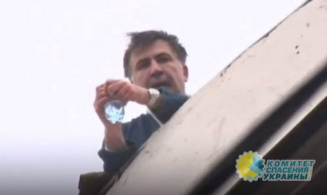 Любителю полетать Саакашвили предъявили обвинение по трем уголовным статьям