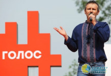 Демократы США пытаются закрепиться на Украине через партию Вакарчука