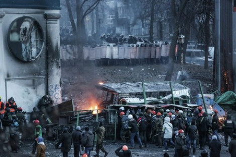 Украина разочарована с показом в эфире польского телеканала фильма "Украина: маски революции"