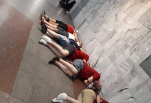 Болельщики Ливерпуля спали в Киеве на полу