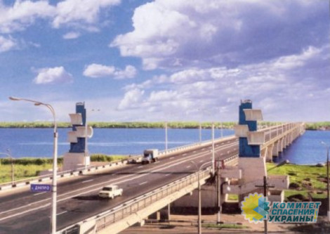 Антоновский мост в Херсоне выведен из строя Антоновский мост в Херсоне выведен из строя