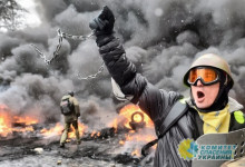 Азаров: Майданы – проклятье Украины