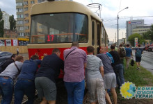 Николай Азаров рассказал, к чему привело подорожание проезда в Киеве