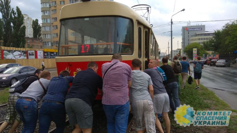 Николай Азаров рассказал, к чему привело подорожание проезда в Киеве