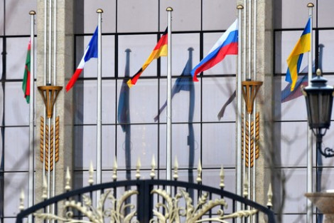 Европа заставляет Киев выполнять Минские договоренности