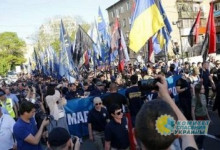 Порошенко осудил акции националистов в Одессе и Львове только после аналогичного заявления посольства США