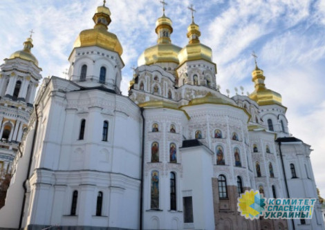 Помпео поддержал запрет православия на Украине