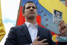 Азаров рассказал о демократии по-американски