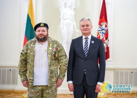 Президент Литвы наградил АТОшников за «защиту Вильнюса от советских войск»