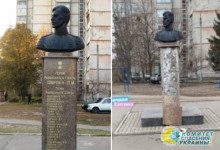 В Харькове разбили памятник советским воинам