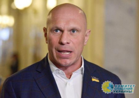 «Вытер о страну свои клоунские ноги»