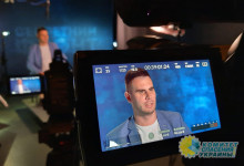 «Крутимся как дворняга у крыльца барина»