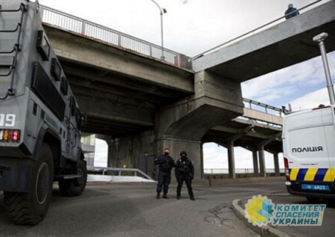 Минёра моста в Киеве из-за намерения «что-то с собой сделать» перевели в психбольницу