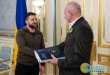 Зеленский передал представителю Евросоюза в Украине анкету на членство в ЕС