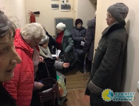 Согласным проголосовать за Порошенко платят по 1000 гривен из бюджета