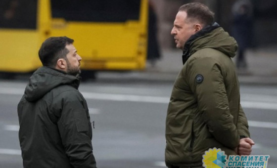 Начал воровать сразу же после выборов