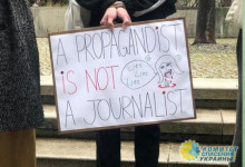 Украинские беженцы пытались качать свои права в центре Берлина