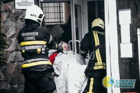 В Киеве загорелся дом престарелых