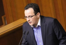 Депутат: Порошенко рассчитывал, что Яценюк сам подаст в отставку