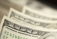 Экс-посол ФРГ: деньги Запада исчезают на Украине, как "в черной дыре"