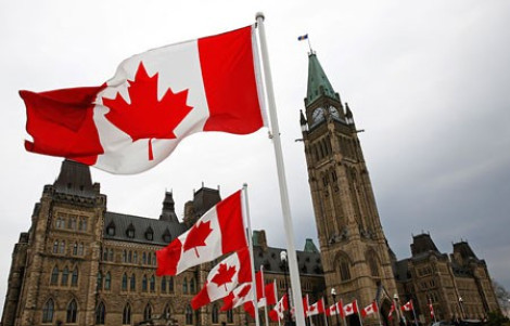 Посольство Канады развеоло слухи об отмене виз для украинцев