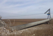 «Активисты» снова не дают ремонтировать ЛЭП в Крым