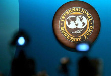 Медведчук: кредитование МВФ - единственная возможность Кабмина какое-то время удержаться на плаву