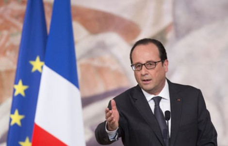 Президент Франции: необходимо ускорить реализацию Минских соглашений