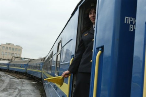 Первый пассажирский поезд начал курсировать между ЛНР и ДНР
