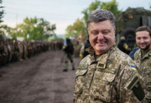 Порошенко заявляет о сохранении рисков возобновления полномасштабных боевых действий