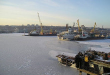Из-за непогоды 10 морских портов Украины работают с ограничениями