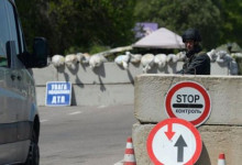 В зоне АТО снова закрывают пункт пропуска Марьинка