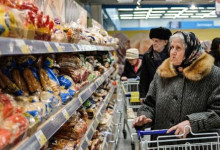 Правительство России приняло решение ввести продуктовое эмбарго против Украины в ответ на ее присоединение к санкциям против РФ