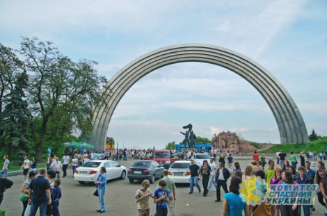 В Киеве планируют снести Арку дружби народов