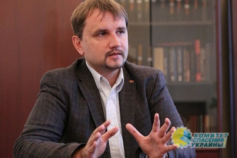 Николай Азаров: Почему негодяй Вятрович определяет политику в Киеве?